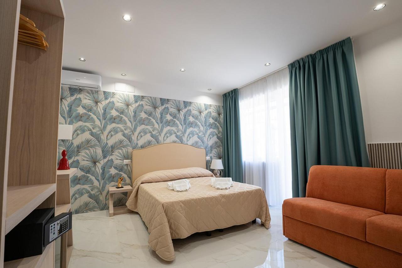 Отель P.C. Boutique Medina H. Napoli Centro, By Clapa Group Экстерьер фото