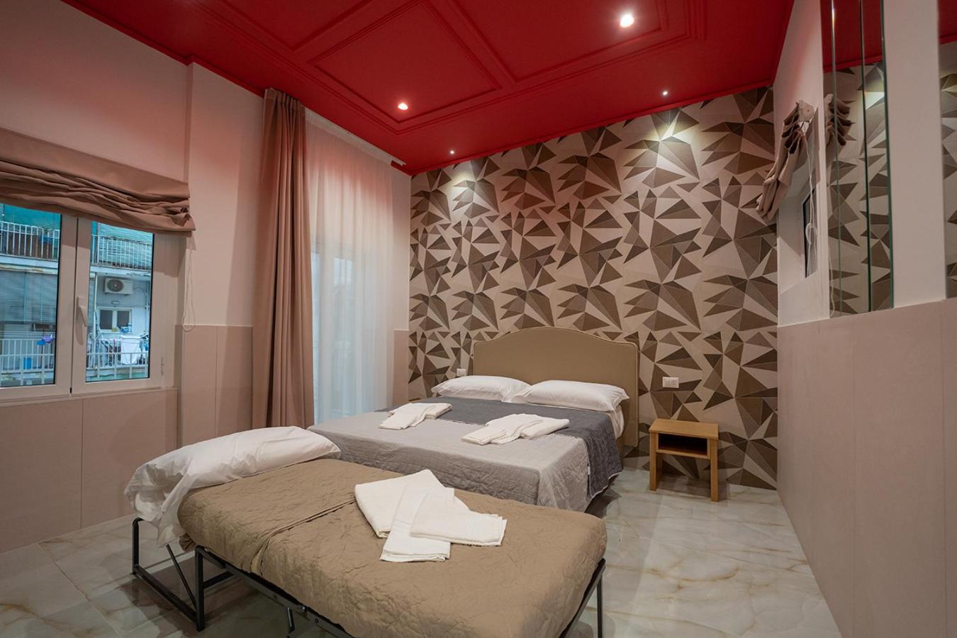 Отель P.C. Boutique Medina H. Napoli Centro, By Clapa Group Экстерьер фото