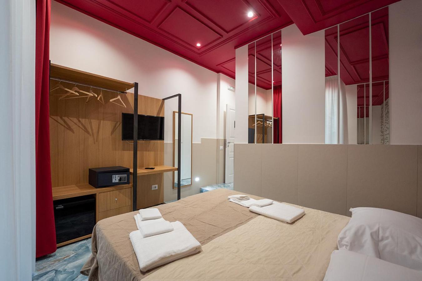 Отель P.C. Boutique Medina H. Napoli Centro, By Clapa Group Экстерьер фото